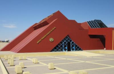 VENTA DE CASONA EN CALLE MIGUEL GRAU - LAMBAYEQUE